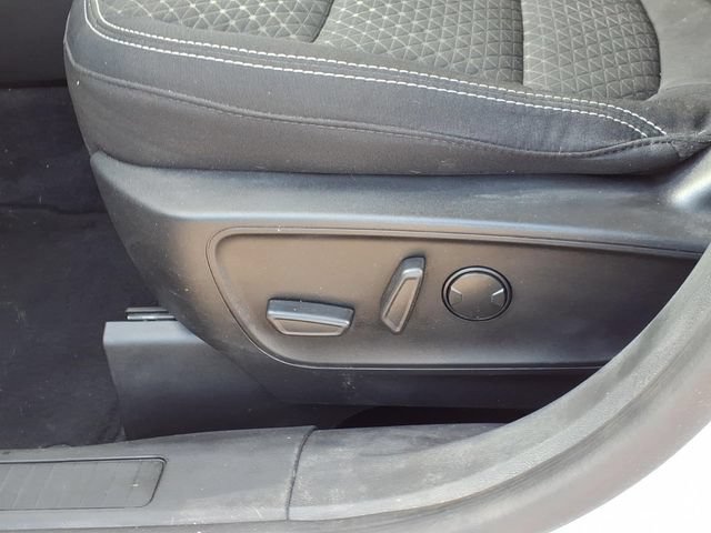 Certified 2023 Ford Escape Active AWD/4WD image 16