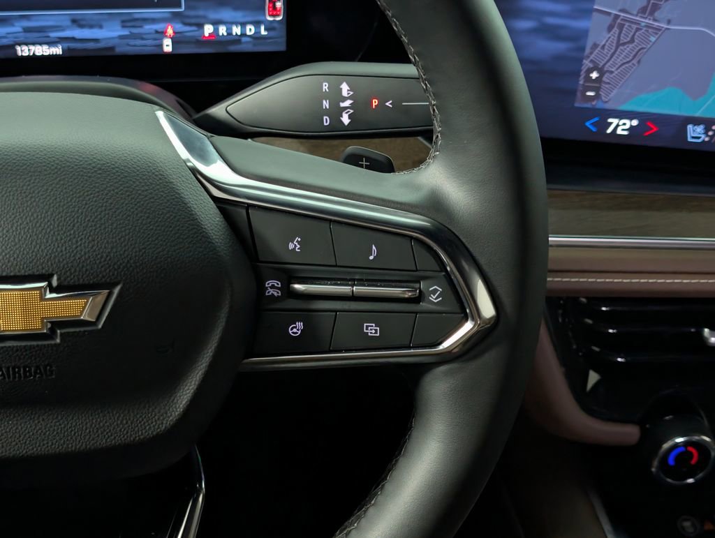 Used 2025 Chevrolet Tahoe High Country AWD/4WD image 21