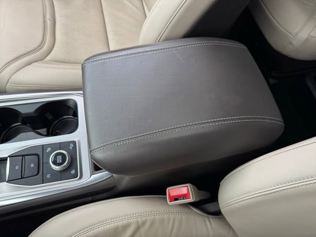 Certified 2020 Ford Explorer Platinum w/ Premium Technology Package AWD/4WD image 25