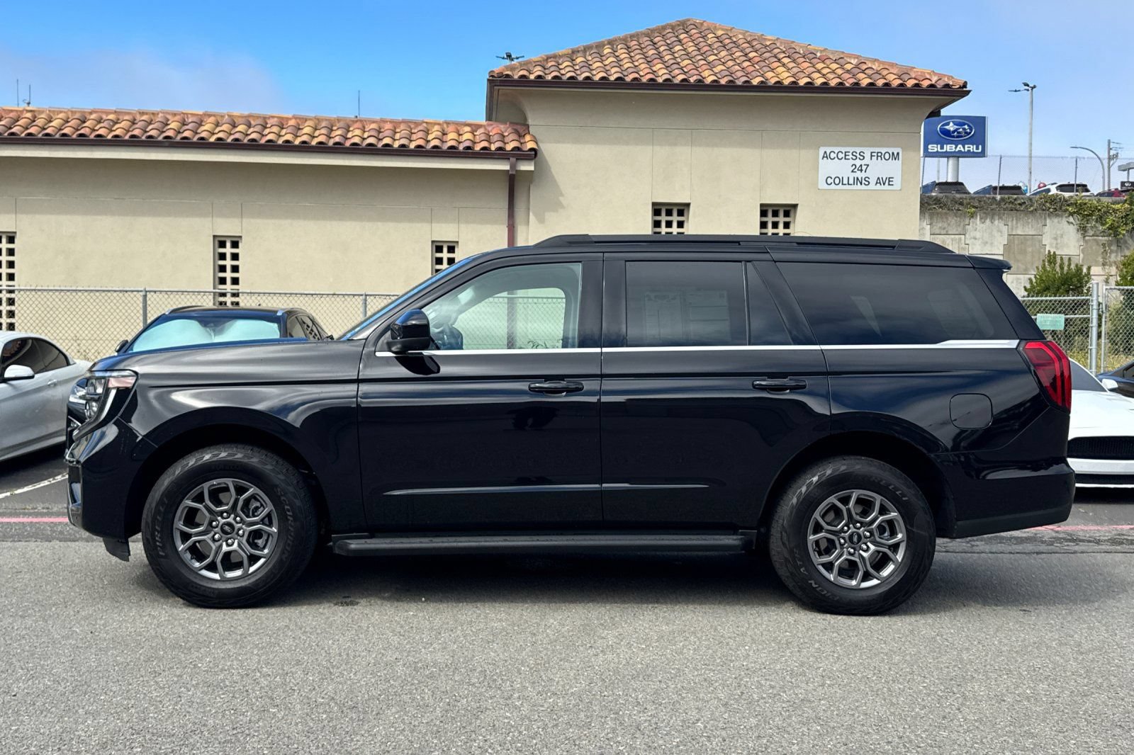 Certified 2025 Ford Expedition Active AWD/4WD image 10