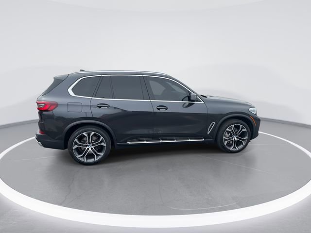Used 2023 BMW X5 xDrive40i w/ Premium Package image 7
