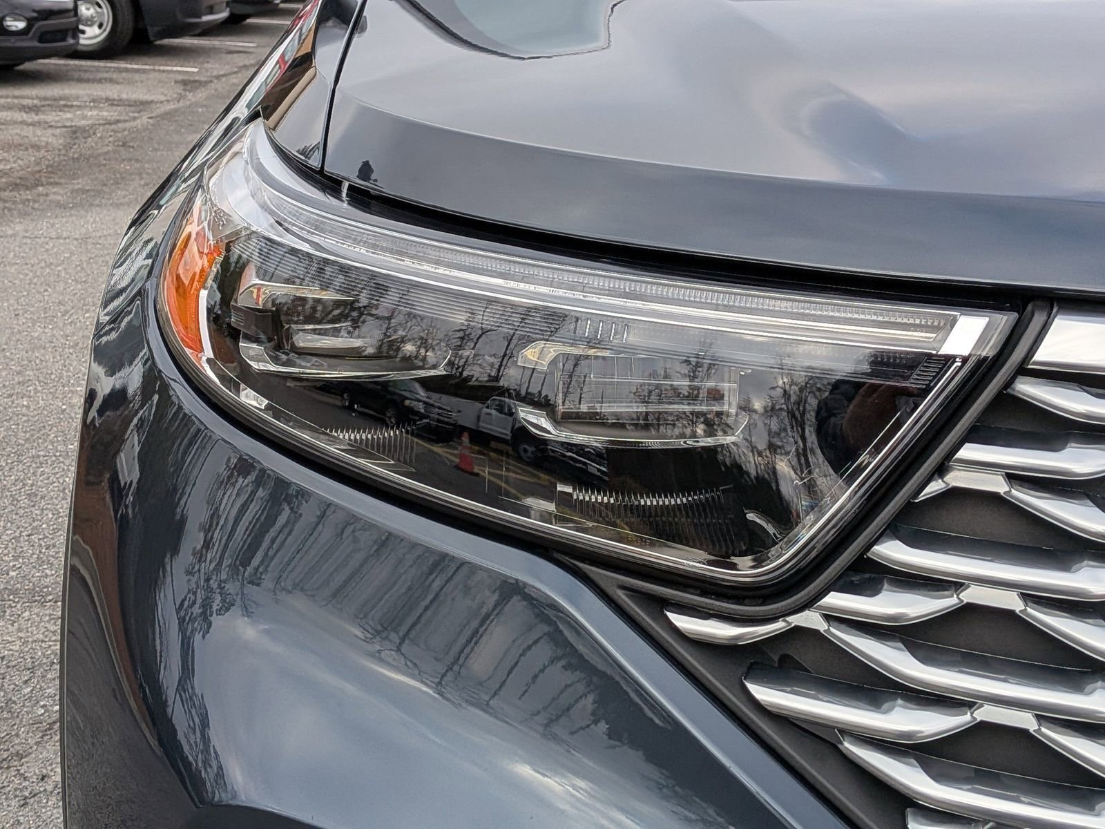 Certified 2023 Ford Explorer Platinum w/ Technology Package image 11