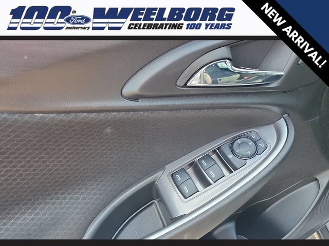 Used 2023 Chevrolet Malibu LT FWD image 12