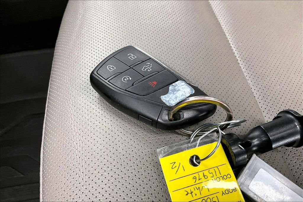 Used 2024 GMC Sierra 1500 SLT w/ SLT Premium Plus Package image 13