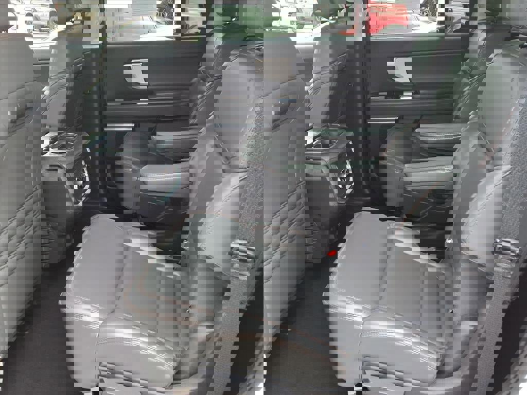 Certified 2025 Ford Expedition Active image 18