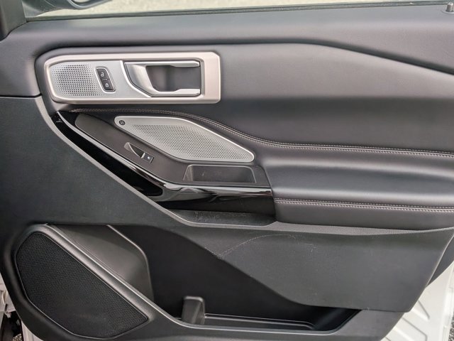 Certified 2024 Ford Explorer Platinum w/ Technology Package image 40