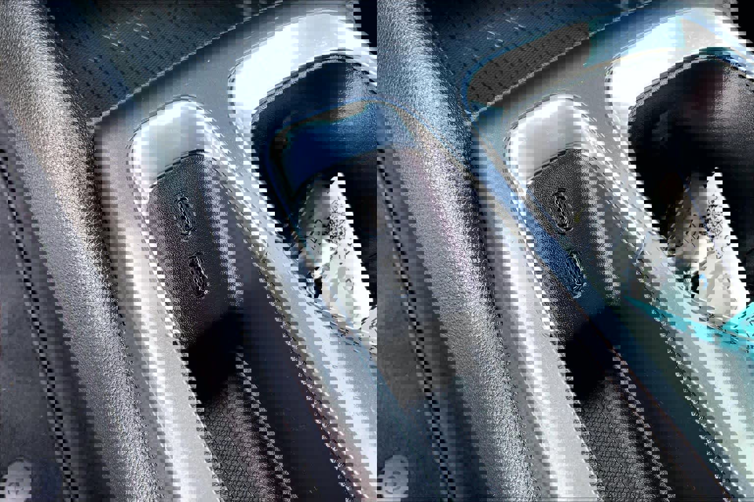 Used 2025 Chevrolet Equinox EV LT image 29