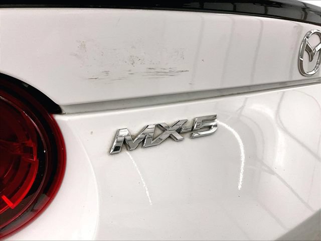 Used 2019 MAZDA MX-5 Miata RF Club RWD image 13