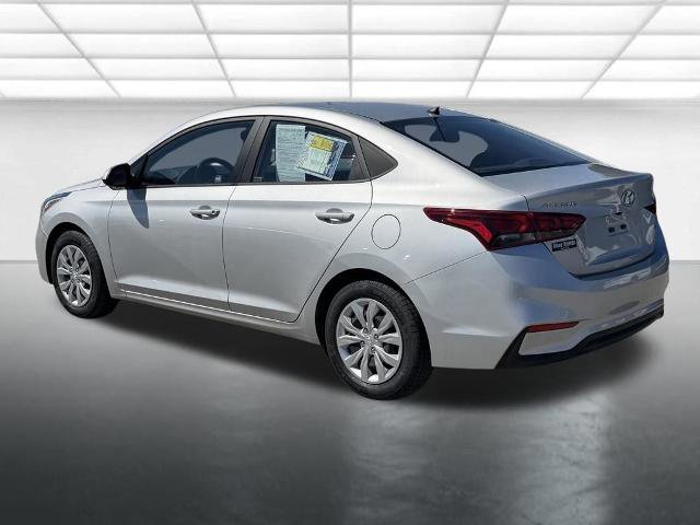Used 2020 Hyundai Accent SE image 2