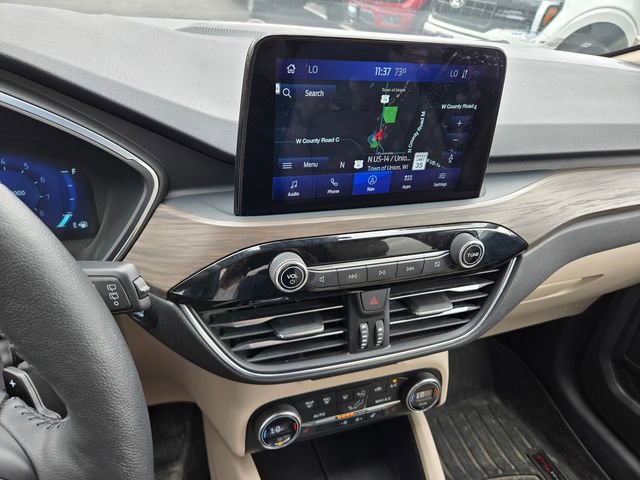 Certified 2020 Ford Escape Titanium AWD/4WD image 9