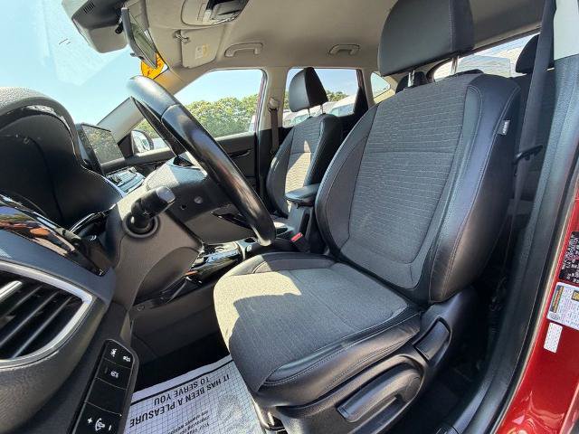 Used 2022 Kia Seltos S AWD/4WD image 17