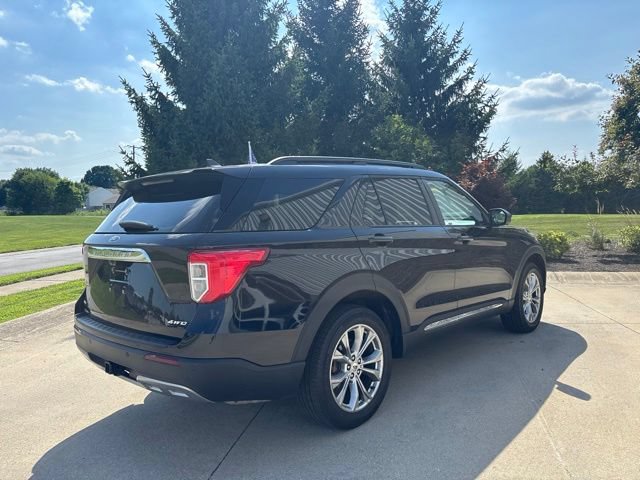 Certified 2023 Ford Explorer XLT w/ Equipment Group 202A AWD/4WD image 7