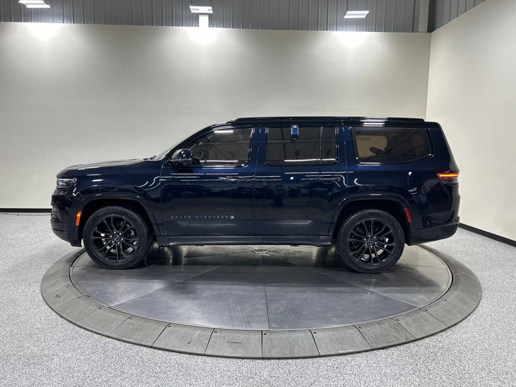 Used 2022 Jeep Grand Wagoneer Series II AWD/4WD image 10