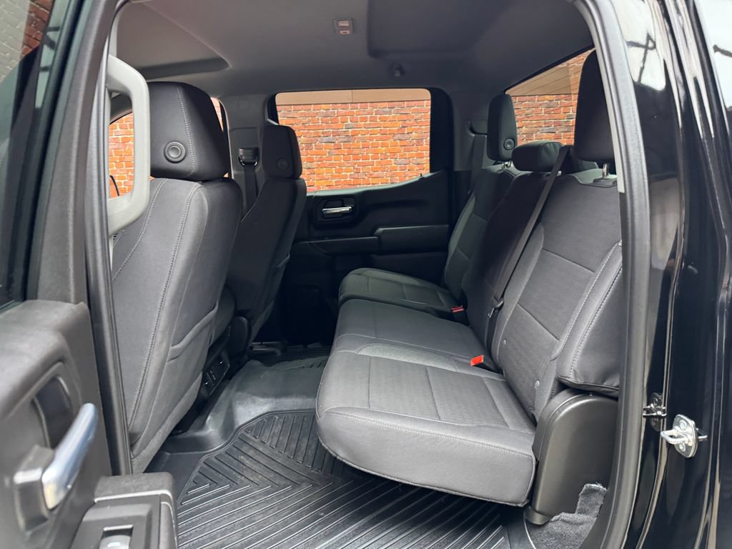 Used 2025 Chevrolet Silverado 1500 Custom w/ Turbomax Blackout Package AWD/4WD image 24