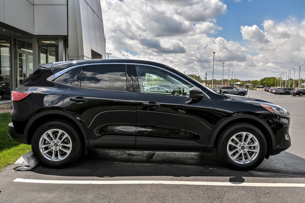 Certified 2022 Ford Escape SE w/ Convenience Package AWD/4WD image 11