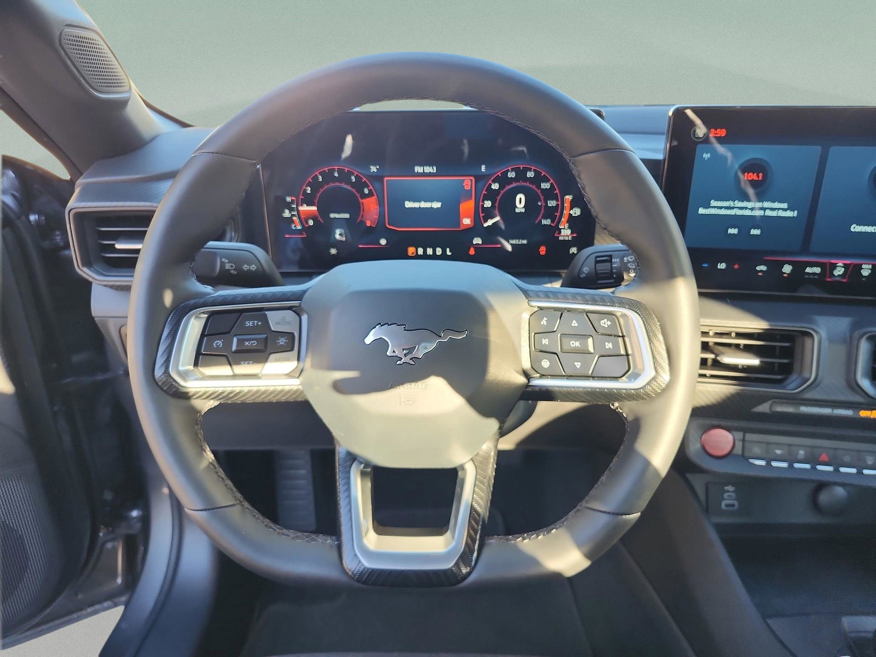 Certified 2025 Ford Mustang Coupe image 8