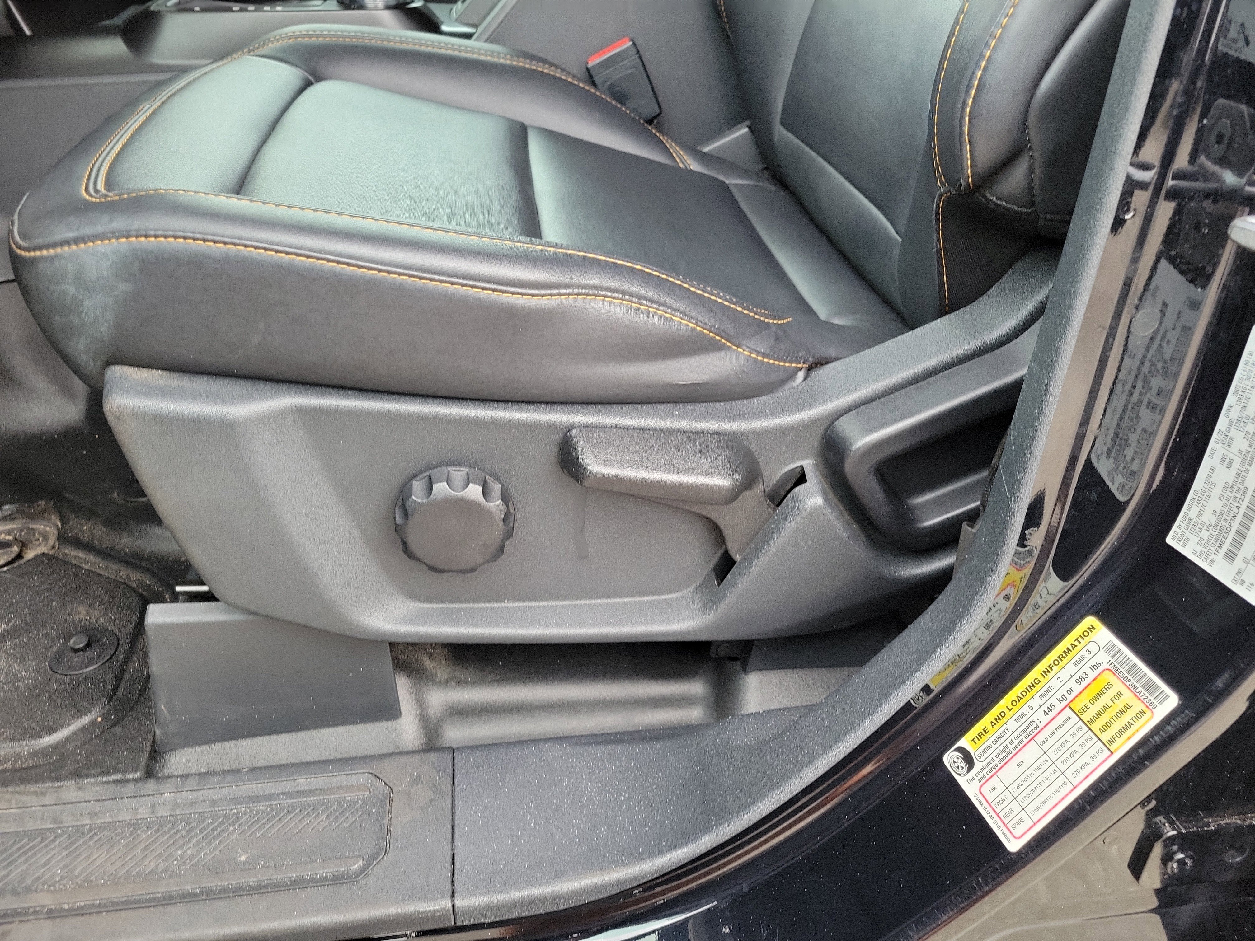 Certified 2022 Ford Bronco Badlands image 9