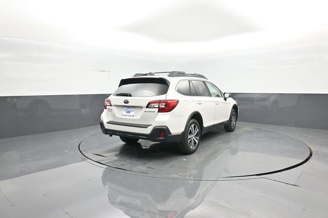 Used 2018 Subaru Outback 2.5i Premium image 7