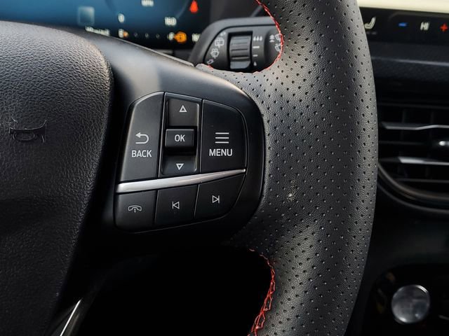 Certified 2024 Ford Escape ST-Line Select w/ Tech Pack #2 image 19