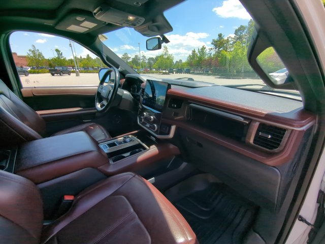 Certified 2022 Ford Expedition Limited RWD image 38