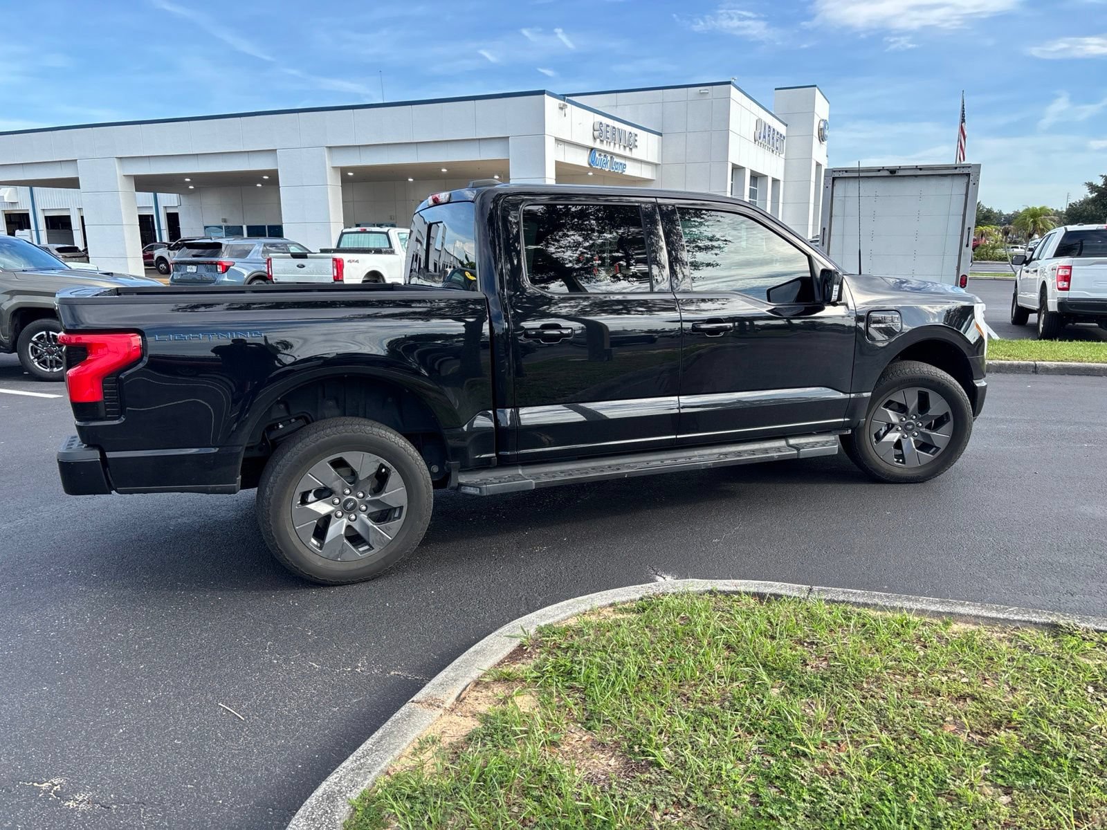 Certified 2023 Ford F150 Lightning Lariat w/ Tow Technology Package AWD/4WD image 9