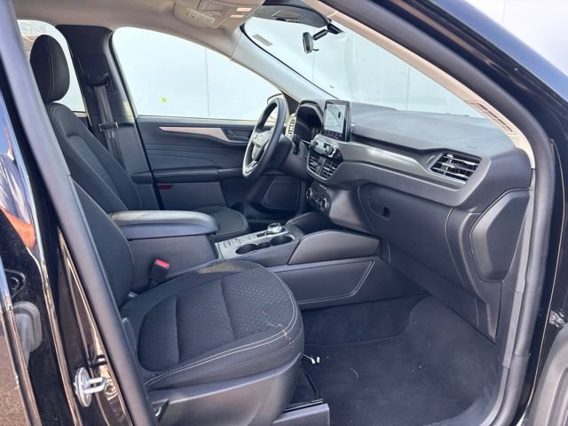 Certified 2025 Ford Escape Active AWD/4WD image 17