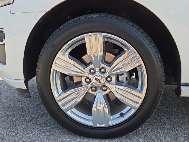 Certified 2023 Ford Expedition Max Platinum AWD/4WD image 9