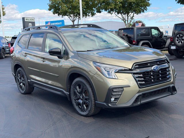 Used 2024 Subaru Ascent Onyx Edition AWD/4WD image 2