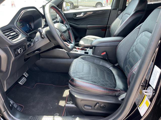 Certified 2023 Ford Escape ST-Line Elite w/ Premium Technology Package AWD/4WD image 18