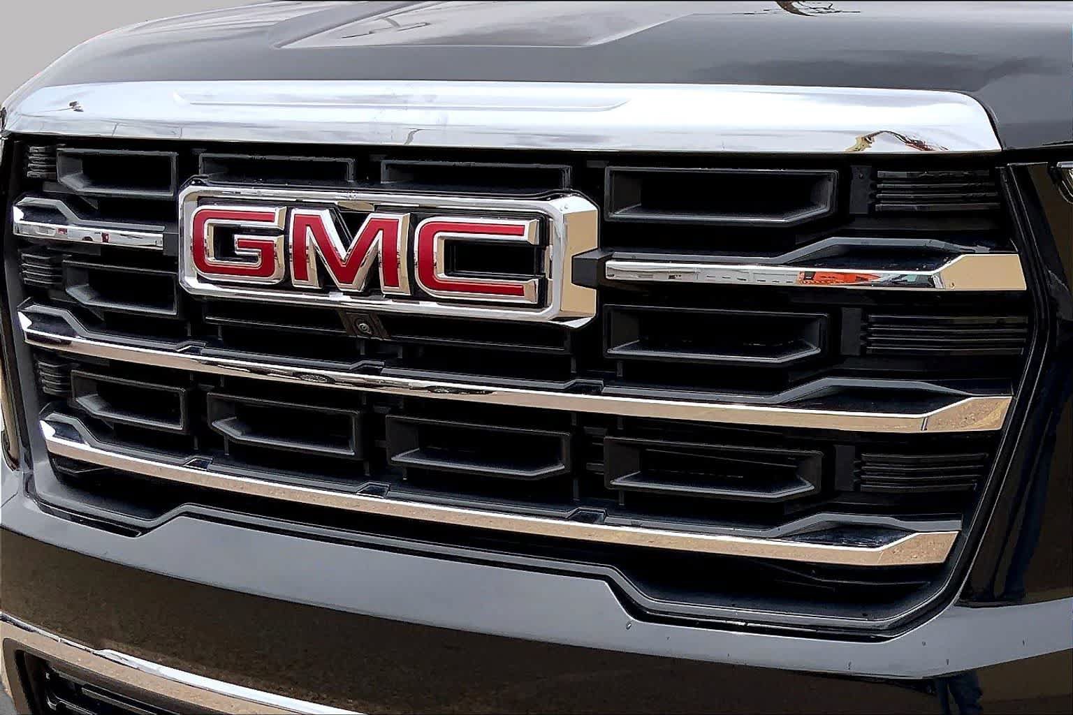 Used 2025 GMC Acadia Elevation FWD image 30