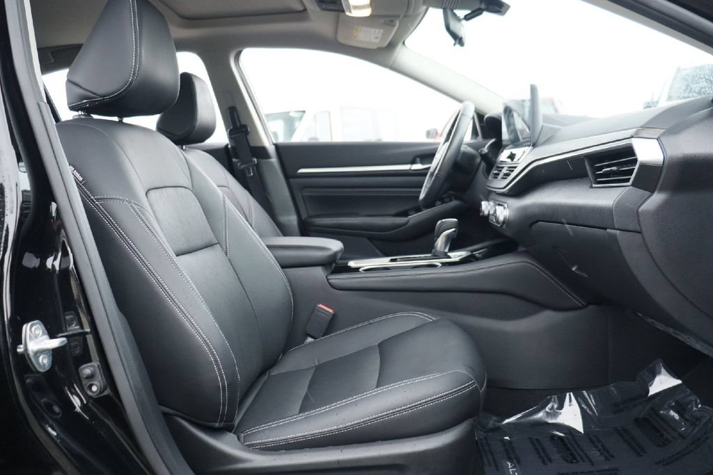 Used 2023 Nissan Altima 2.5 SL FWD image 16
