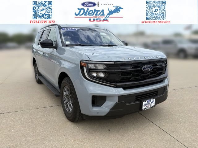 Certified 2025 Ford Expedition Active AWD/4WD image 10