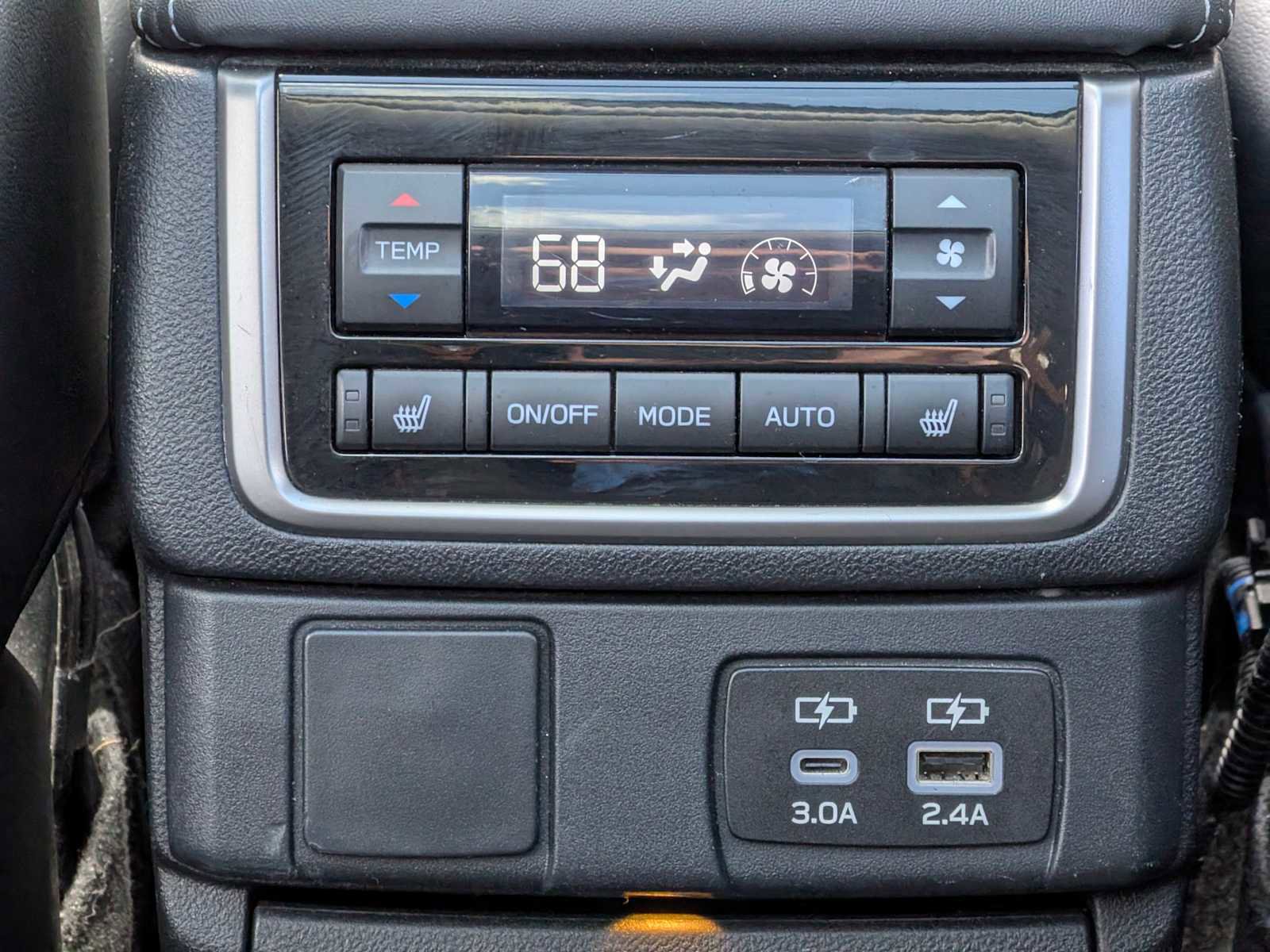Used 2024 Subaru Ascent Limited w/ Technology Package AWD/4WD image 24