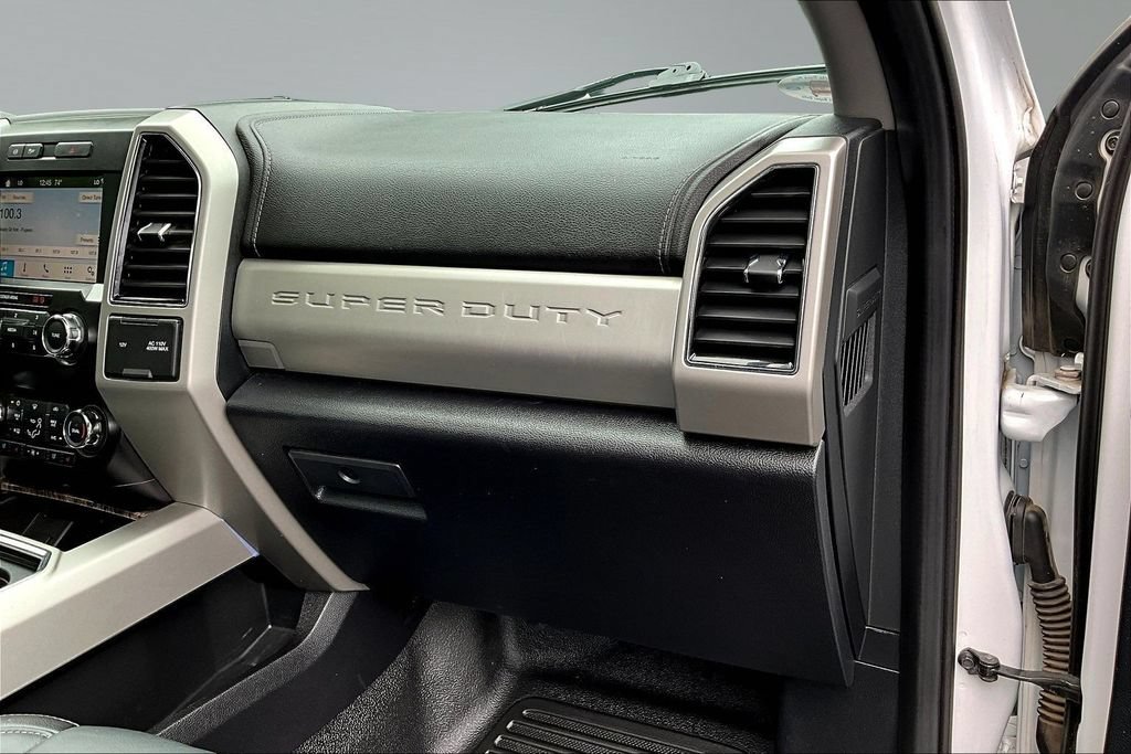 Certified 2019 Ford F250 Lariat w/ Lariat Value Package AWD/4WD image 30