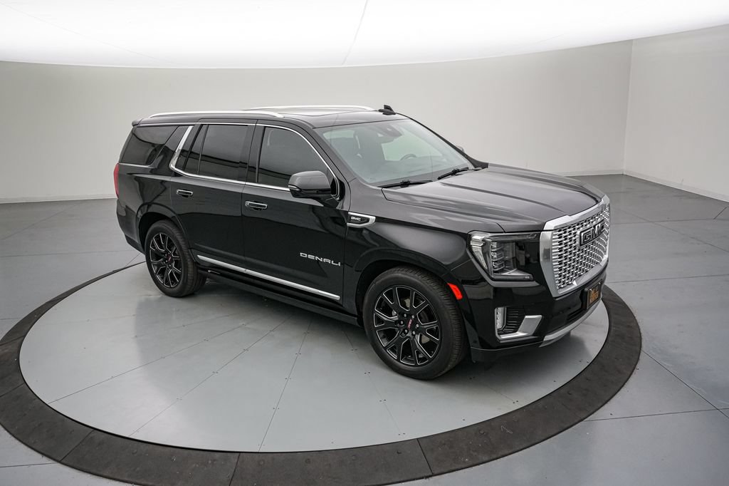 Used 2024 GMC Yukon Denali w/ Denali Reserve Package AWD/4WD image 2