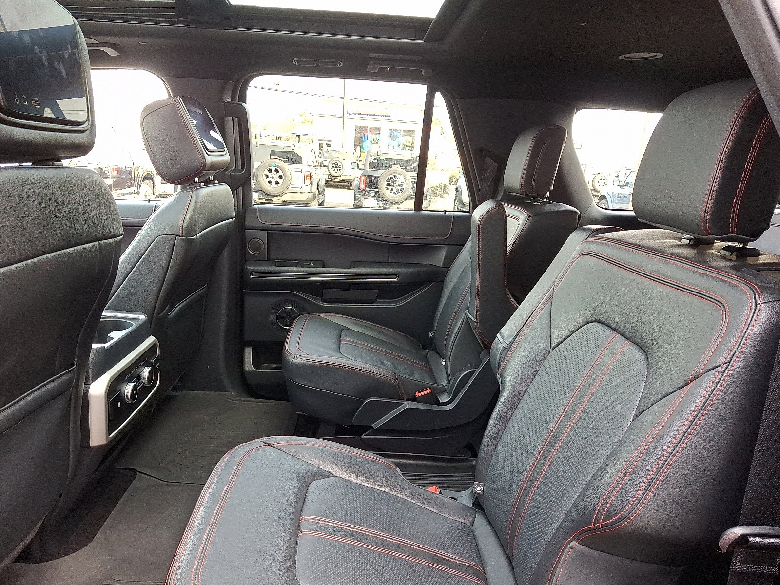 Certified 2022 Ford Expedition Max Limited image 11