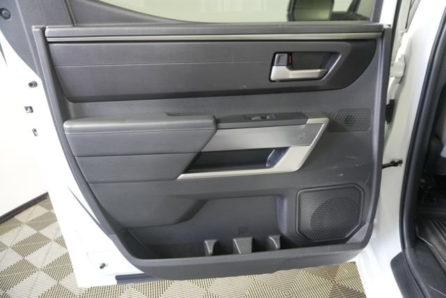 Used 2025 Toyota Tundra SR5 w/ SR5 Premium Package AWD/4WD image 29