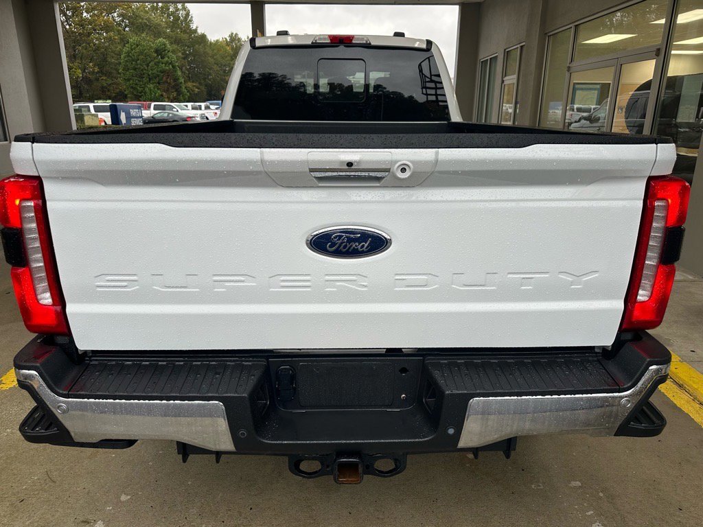 Certified 2024 Ford F250 Lariat w/ Chrome Package image 4