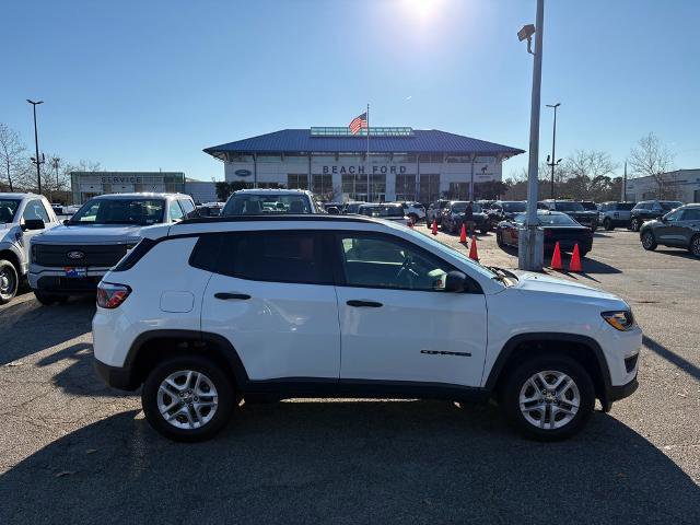 Used 2017 Jeep Compass Sport w/ Cold Weather Group image 6