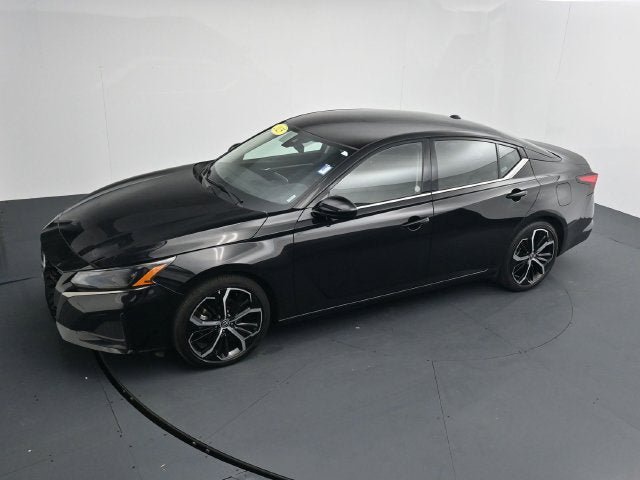 Used 2025 Nissan Altima 2.5 SR FWD image 33
