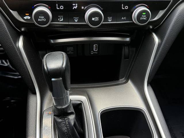 Used 2019 Honda Accord Sport image 15