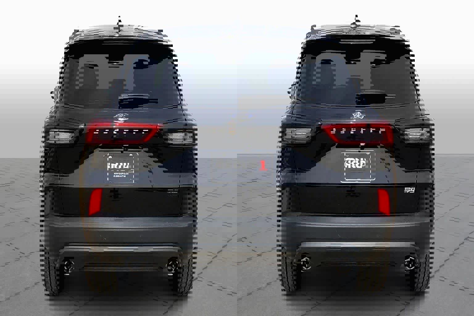 Certified 2025 Ford Escape ST-Line image 2