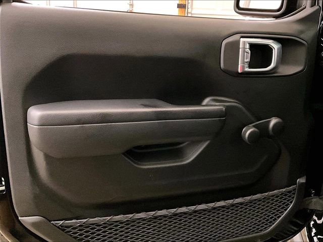 Used 2023 Jeep Wrangler Sport AWD/4WD image 22