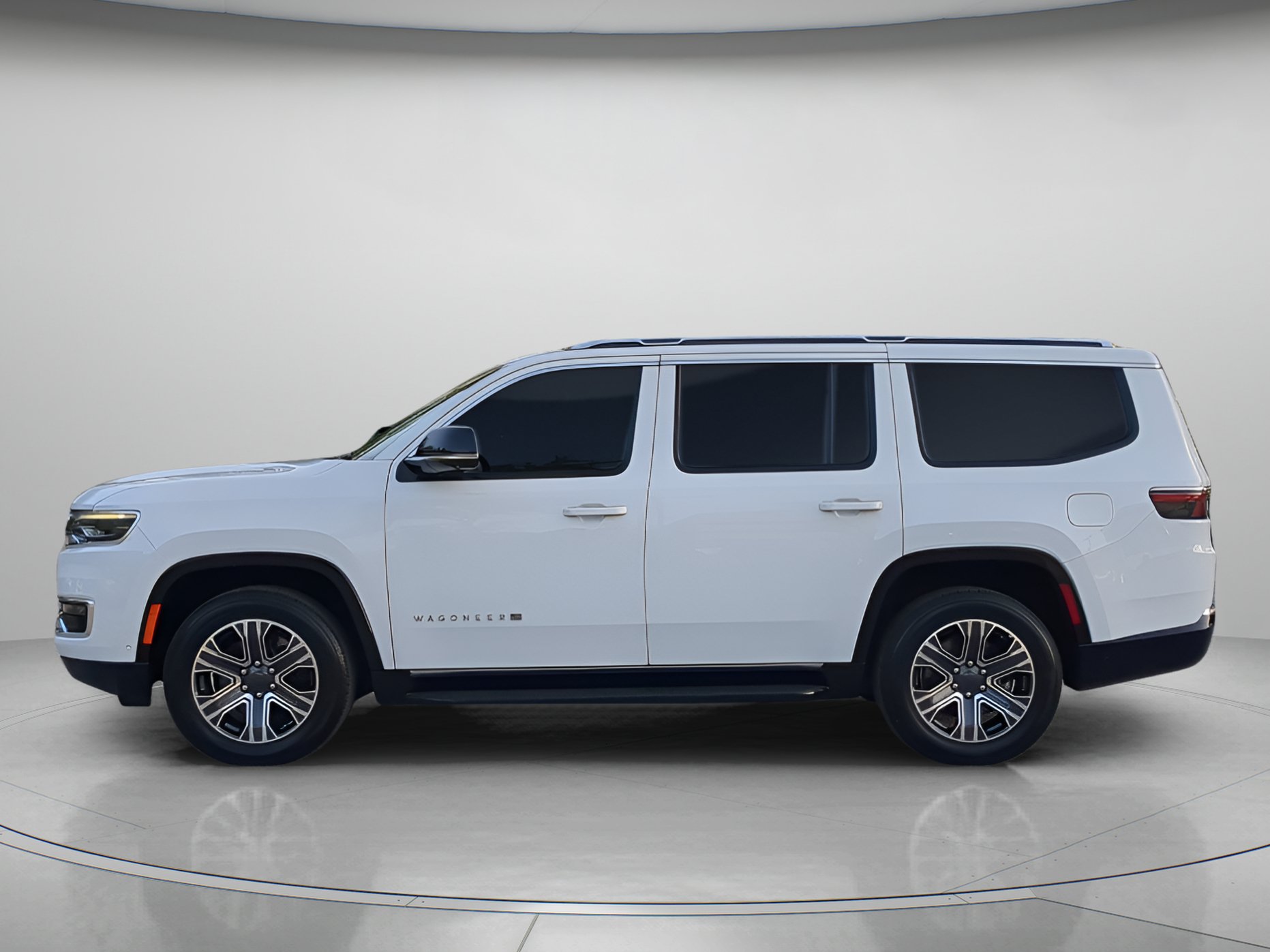 Used 2023 Jeep Wagoneer 4WD w/ Premium Group I image 43