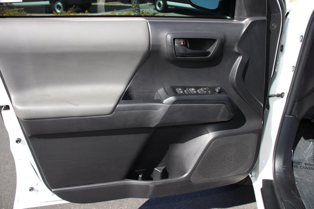 Used 2023 Toyota Tacoma SR AWD/4WD image 22