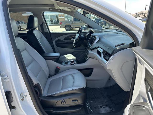 Used 2022 GMC Terrain SLT w/ Infotainment Package II AWD/4WD image 19