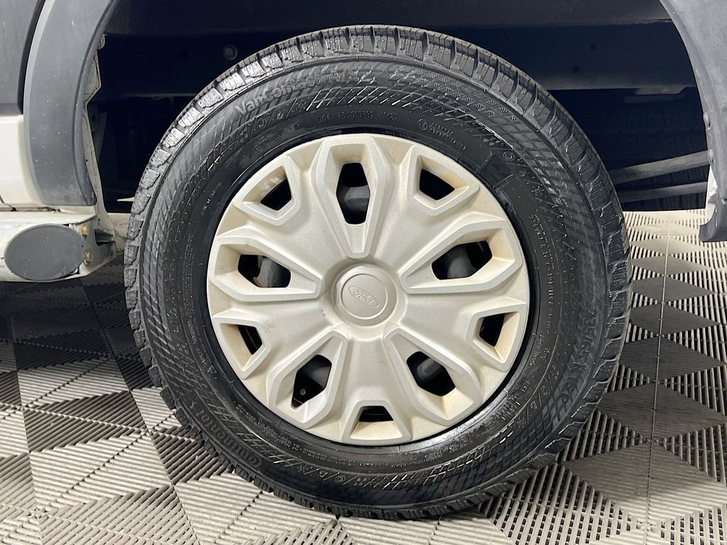 Certified 2023 Ford Transit 250 Low Roof w/ Exterior Upgrade Package image 32