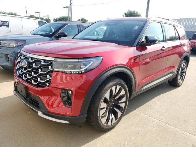 Certified 2026 Ford Explorer Platinum w/ LUX Leather Package AWD/4WD image 2