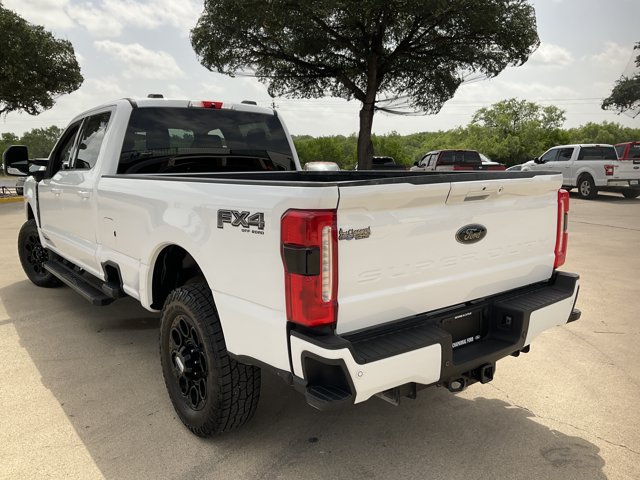Certified 2025 Ford F250 XLT w/ Black Appearance Package AWD/4WD image 16