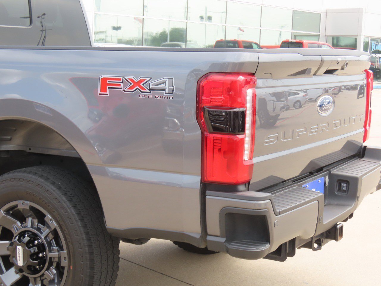Certified 2024 Ford F250 Lariat w/ Lariat Ultimate Package AWD/4WD image 13